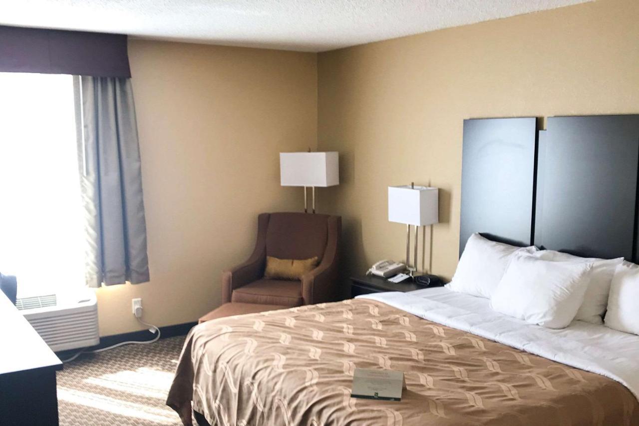 Quality Inn & Suites Mendota Near I-39 Extérieur photo