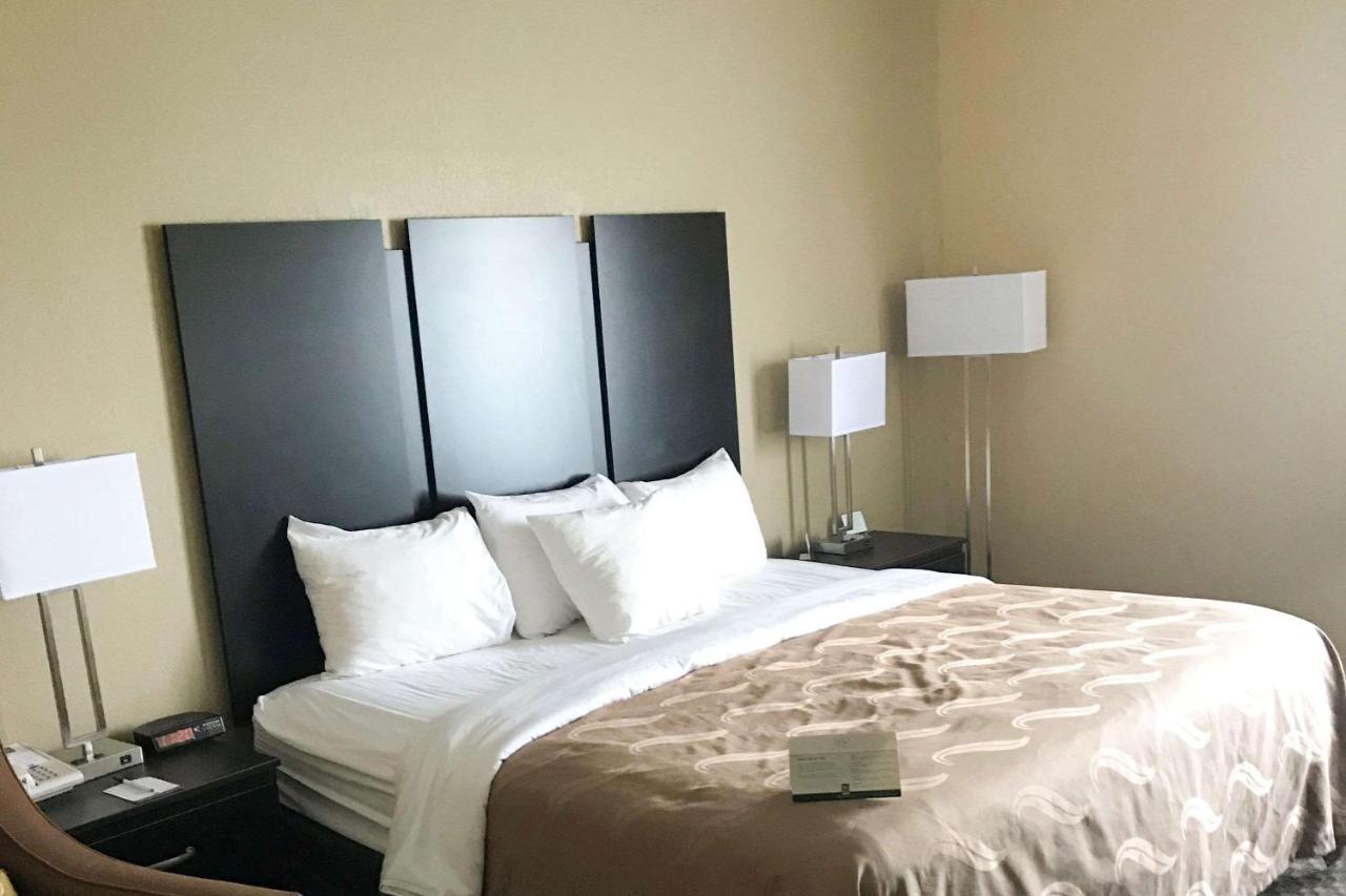Quality Inn & Suites Mendota Near I-39 Extérieur photo